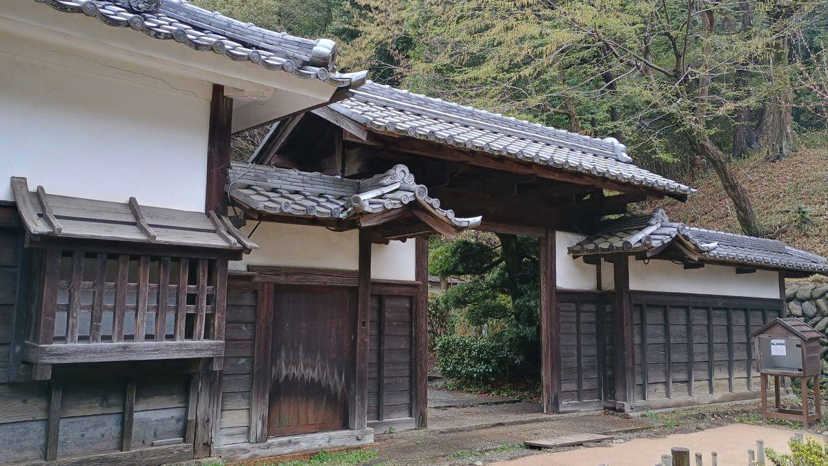 Tor eines Samurai-Hauses, Nihon Minka-en