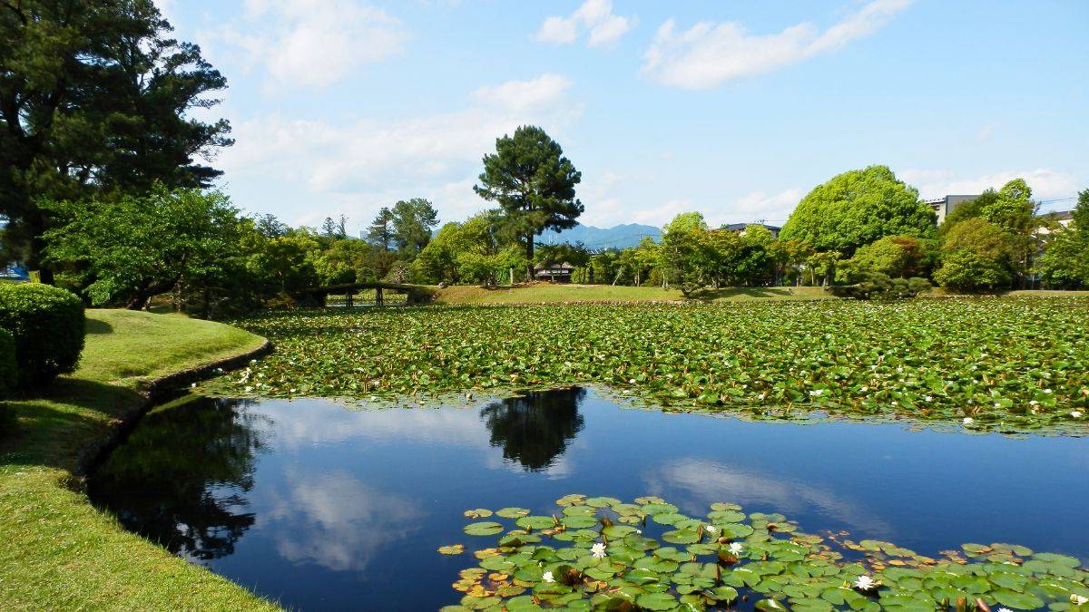 Shurakuen im Sommer